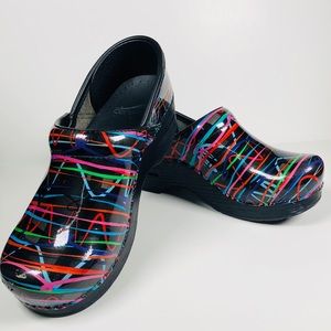 Dansko professional patent leather clogs